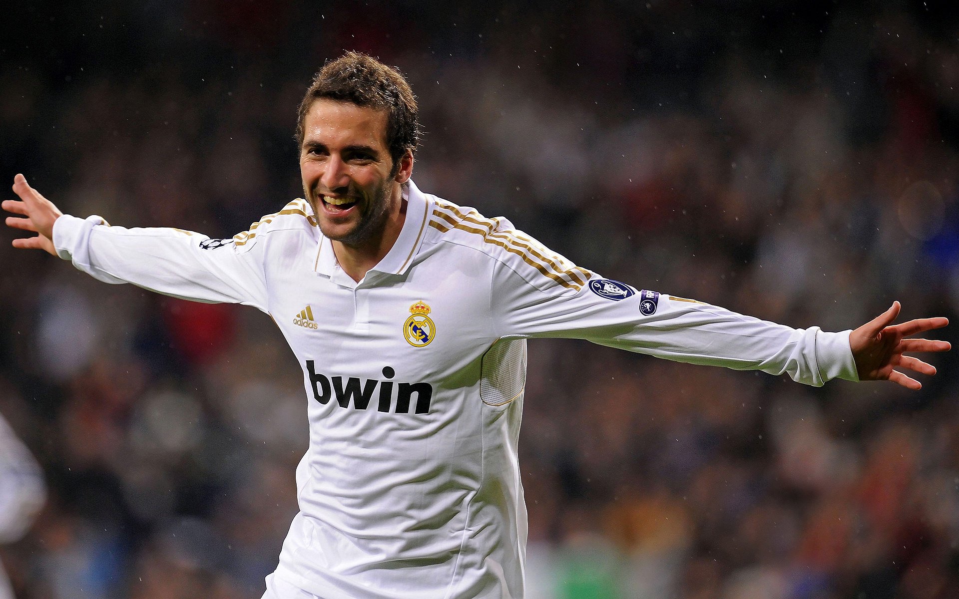 开云集团中国官网-新赛季新气象：球队阵容变化揭秘，新赛季球员排名